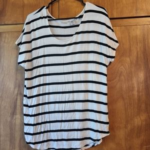 Black and white stripe shirt